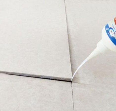 钦州市瓷砖空鼓维修公司分享卫生间瓷砖脱落的原因可能有以下几点